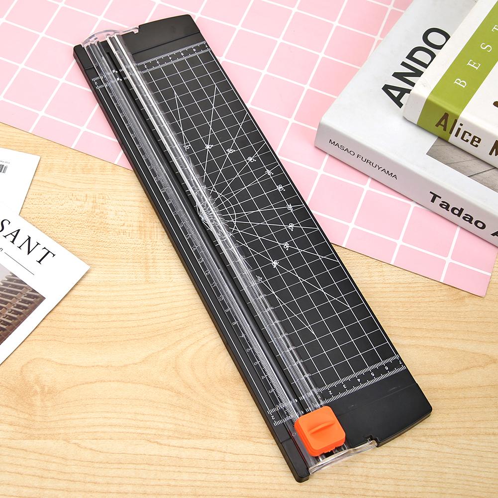 ポータブルペーパーカッター、スケール付きプラスチックベース、 - Art Craft Quotes のレビューと価格