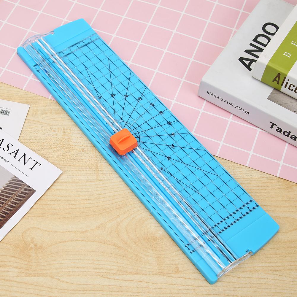 ポータブルペーパーカッター、スケール付きプラスチックベース、 - Art Craft Quotes のレビューと価格