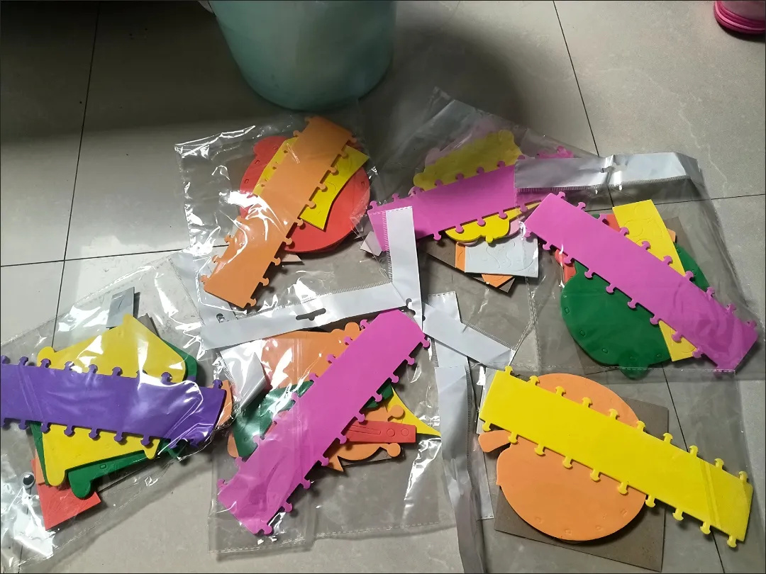 子供のための漫画のペンコンテナ,工芸品キット,手作りのEVA - Art Craft For Kindergarten のレビューと価格