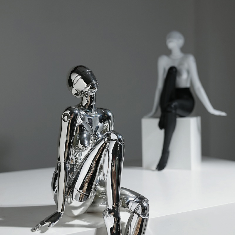 ホテルの別荘用のフローティングロボット像,機械的なキャラクタ - Art Craft Robot のレビューと価格