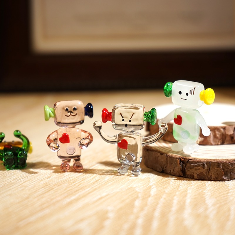 かわいい顔のロボット手作りガラスミニチュアオフィスコンピュー - Art Craft Robot のレビューと価格
