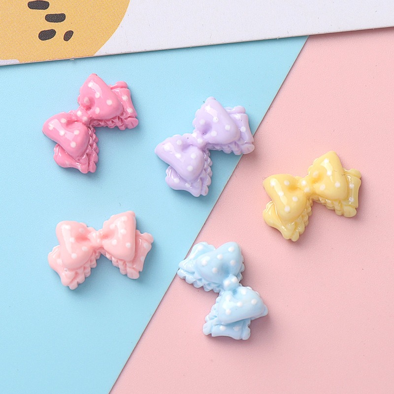 7色ミニリボン樹脂チャーム、水玉模様の光沢のあるフラットバッ - Art Craft Items のレビューと価格